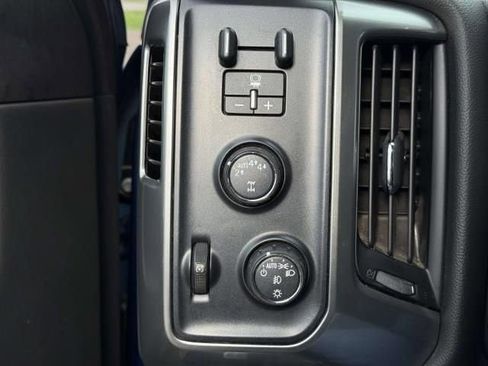 Used 2019 Chevrolet Silverado 1500 LT w/ All Star Edition image 17