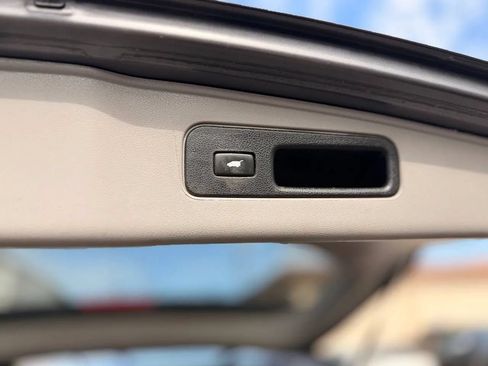 Used 2014 Honda Odyssey EX-L image 32