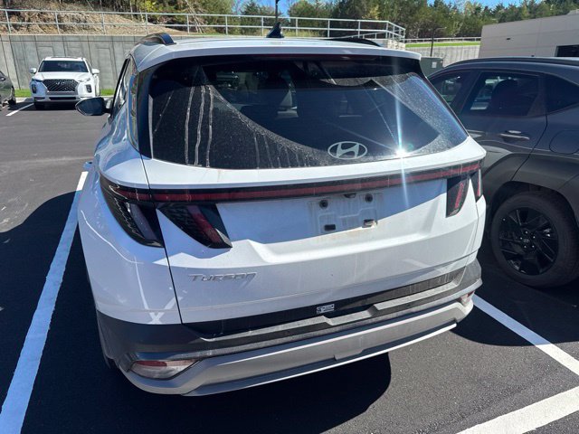 Used 2025 Hyundai Tucson Limited FWD image 5