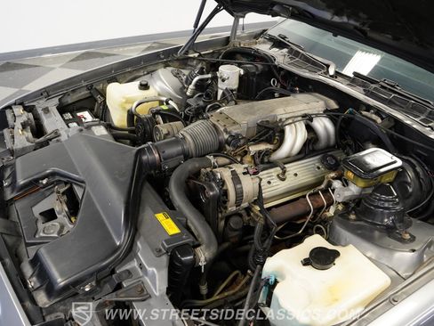 Used 1988 Chevrolet Camaro IROC-Z RWD image 33