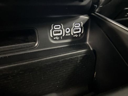 Used 2020 RAM 1500 Big Horn AWD/4WD image 35