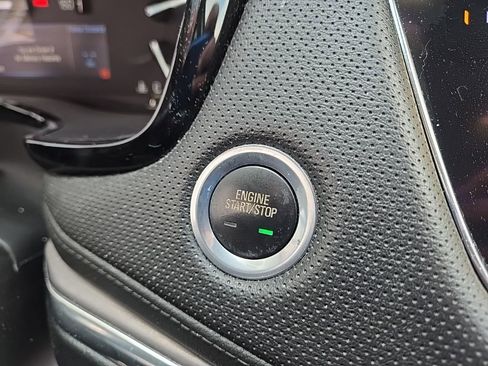 Used 2017 Cadillac XT5 Premium Luxury w/ LPO, Wheel Lock Package image 22