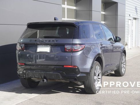 Used 2025 Land Rover Discovery Sport Dynamic SE image 2