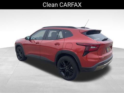 Used 2024 Chevrolet Trax ACTIV w/ Sunroof Package image 6