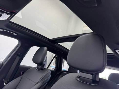 Certified 2026 Mercedes-Benz GLC 300 image 5