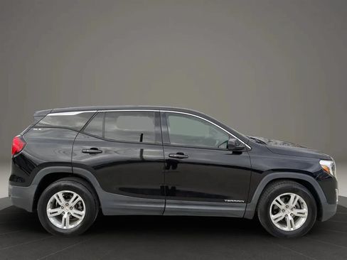 Used 2018 GMC Terrain SLE FWD image 14