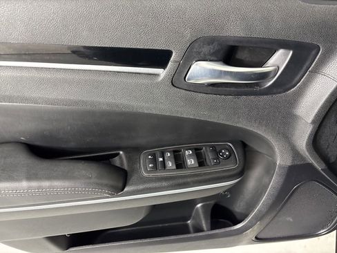 Used 2023 Chrysler 300 S image 14