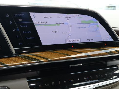 Certified 2023 Cadillac Escalade Premium Luxury Platinum AWD/4WD image 38