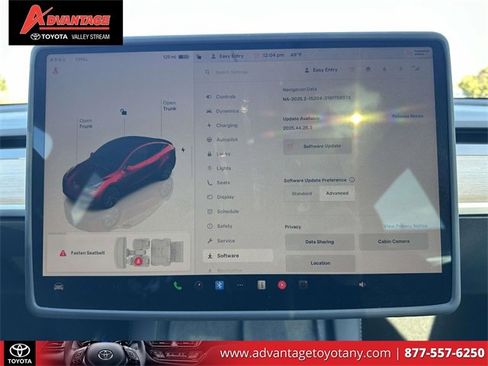 Used 2023 Tesla Model Y Long Range image 38