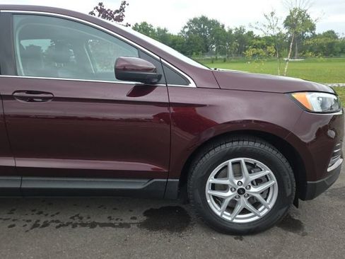 Used 2024 Ford Edge SEL w/ Convenience Package AWD/4WD image 4