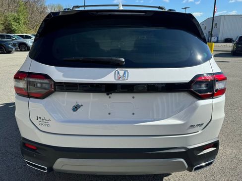 Used 2023 Honda Pilot Elite image 6