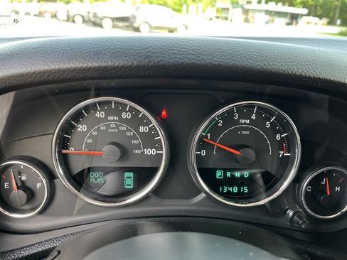 Used 2014 Jeep Wrangler Unlimited Sahara w/ Connectivity Group AWD/4WD image 23