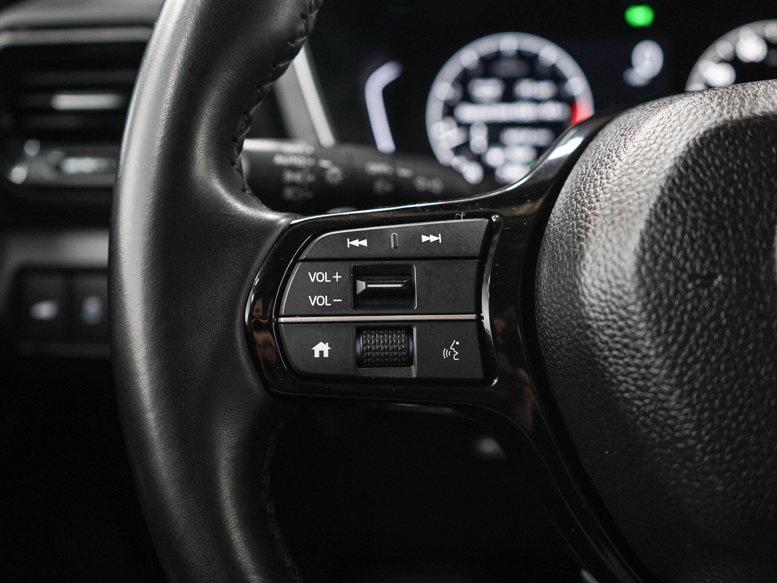 Used 2023 Honda Pilot EX-L image 29