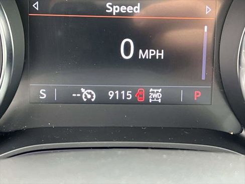 Used 2023 Buick Encore GX Select w/ Sport Touring Package image 27