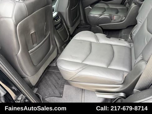Used 2018 Cadillac Escalade Premium Luxury image 34