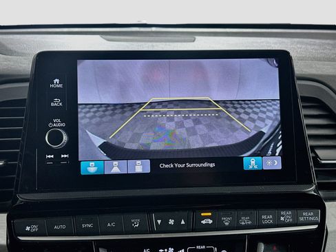 Used 2025 Honda Odyssey EX-L image 21