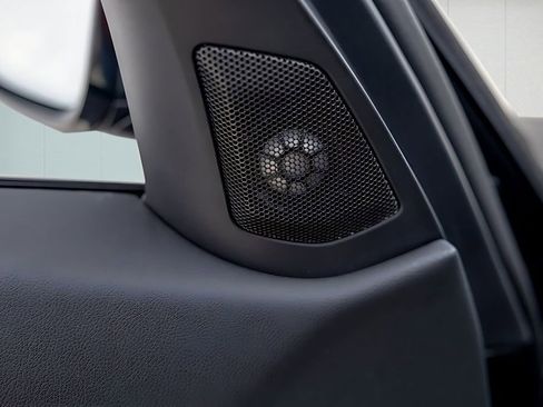 Used 2025 BMW 330i xDrive Sedan w/ M Sport Package image 23