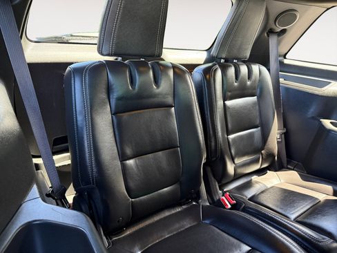 Used 2014 Ford Explorer Sport w/ Equipment Group 401A AWD/4WD image 18