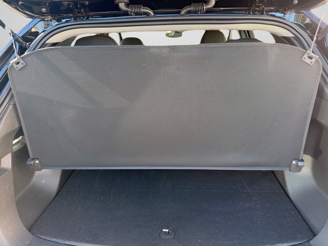 Used 2022 Chevrolet Bolt EUV LT w/ Comfort Package FWD image 10