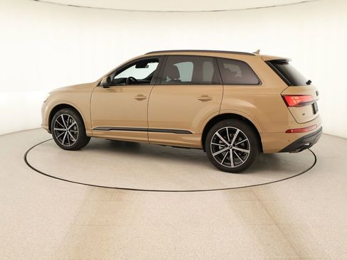 Certified 2025 Audi Q7 2.0T Premium Plus w/ Premium Plus Package AWD/4WD image 3