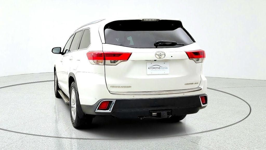 Used 2019 Toyota Highlander Limited AWD/4WD image 6