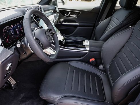 New 2026 Mercedes-Benz GLC 300 4MATIC image 19