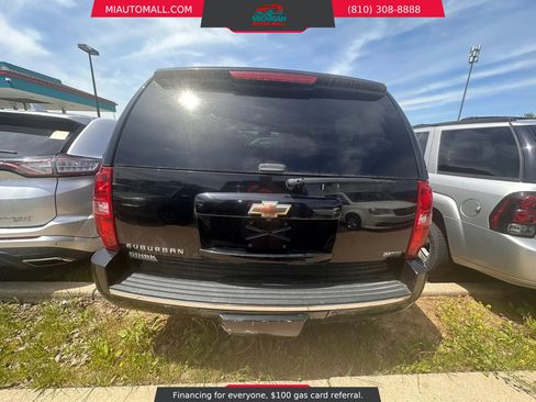 Used 2011 Chevrolet Suburban LTZ AWD/4WD image 4