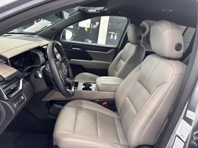 Used 2026 GMC Acadia Elevation w/ Elevation Premium Package AWD/4WD image 19