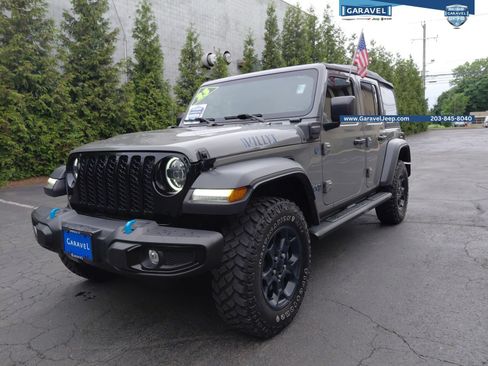 Used 2023 Jeep Wrangler Unlimited w/ Cold Weather Group AWD/4WD image 24