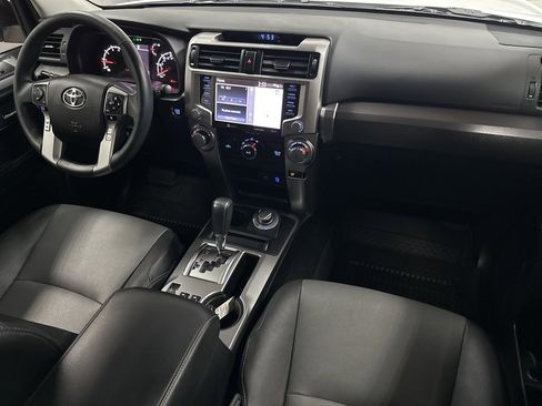 Used 2021 Toyota 4Runner SR5 Premium image 12