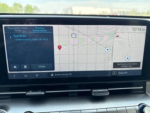 Used 2025 Hyundai Kona Limited AWD/4WD image 13