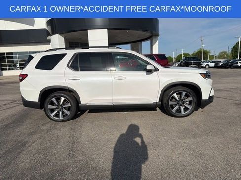 Used 2023 Honda Pilot Touring image 17