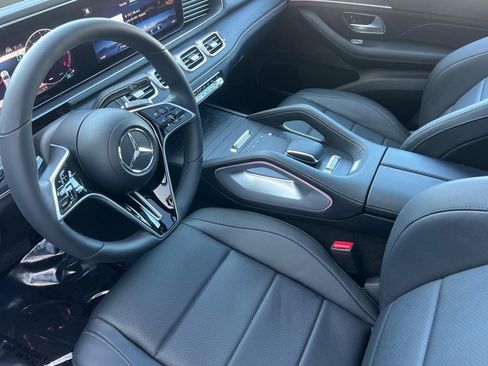 Certified 2024 Mercedes-Benz GLS 450 4MATIC image 4