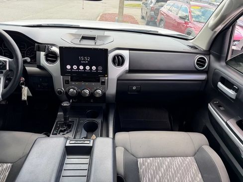 Used 2019 Toyota Tundra SR5 w/ SR5 Upgrade Package AWD/4WD image 20