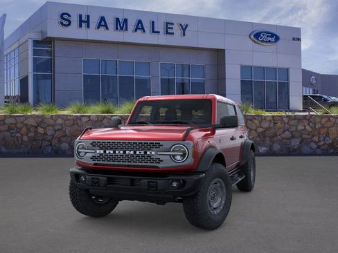 New 2025 Ford Bronco Badlands w/ Sasquatch Package image 2