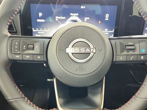New 2025 Nissan Kicks SR image 14