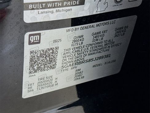 Certified 2025 Buick Enclave Sport Touring image 32