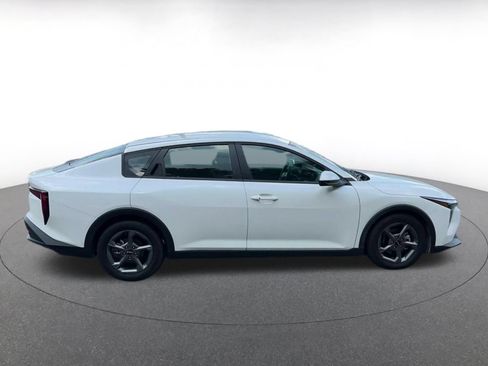 Used 2025 Kia K4 FWD image 13