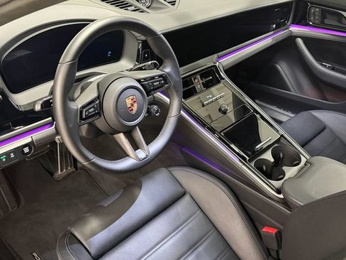 Certified 2025 Porsche Panamera GTS AWD/4WD image 4