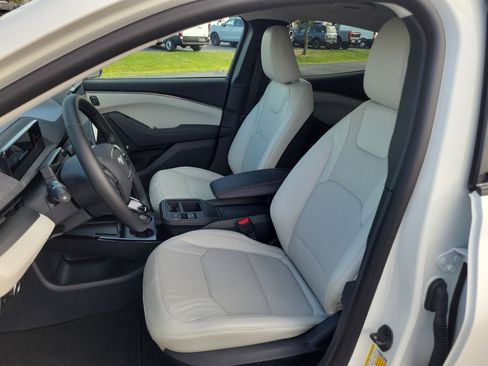 New 2025 Ford Mustang Mach-E Premium image 19