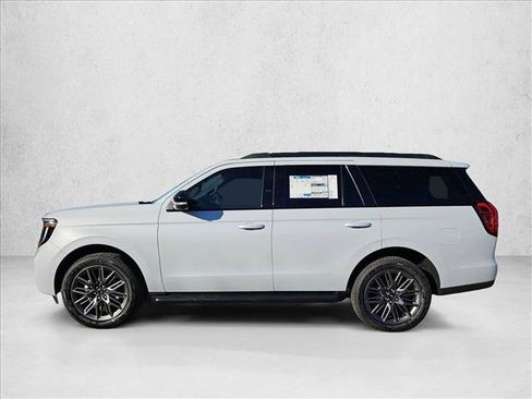 New 2026 Ford Expedition Platinum w/ Stealth Appearance Package AWD/4WD image 5
