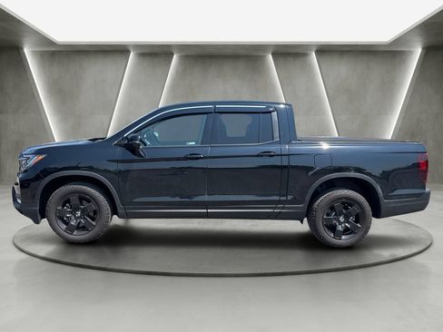 Used 2025 Honda Ridgeline Black Edition image 4