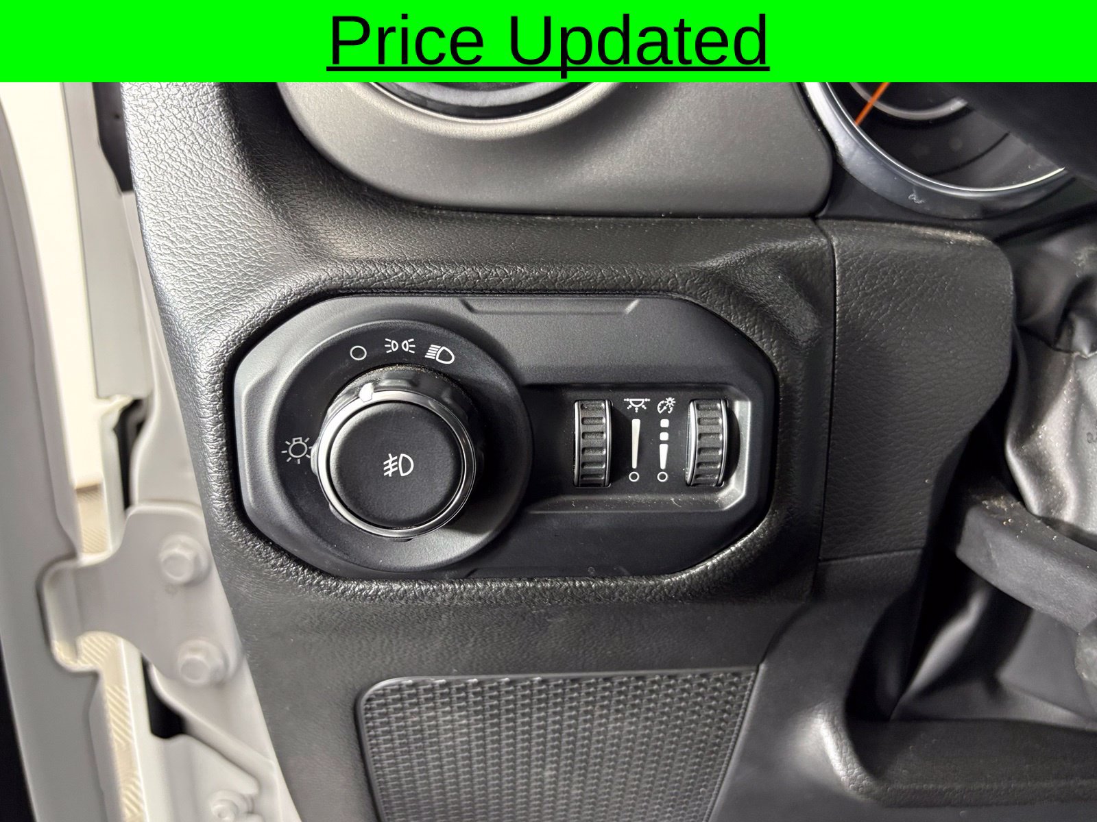 Used 2022 Jeep Wrangler Unlimited Sport AWD/4WD image 4