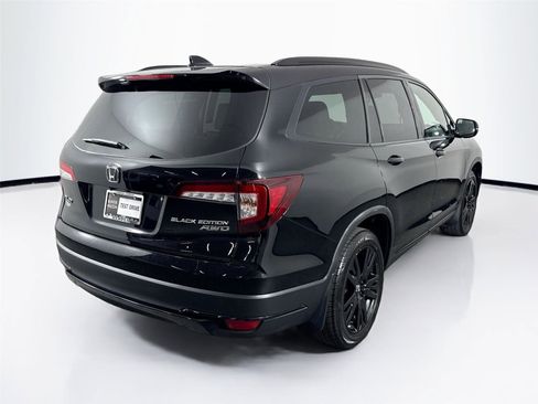 Used 2021 Honda Pilot Black Edition image 2