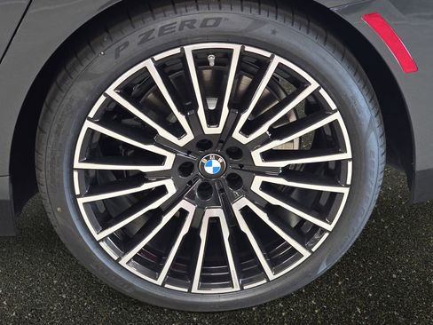 New 2026 BMW 740i w/ Premium Package image 20