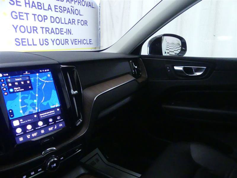 Used 2024 Volvo XC60 B5 Plus w/ Protection Package Premier AWD/4WD image 16
