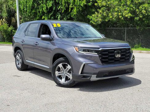 Certified 2025 Honda Pilot EX-L image 1
