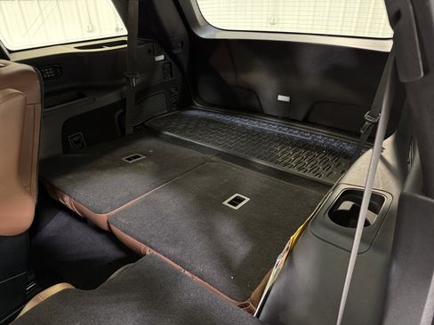 Used 2021 Lincoln Aviator Reserve w/ Elements Package Plus image 13