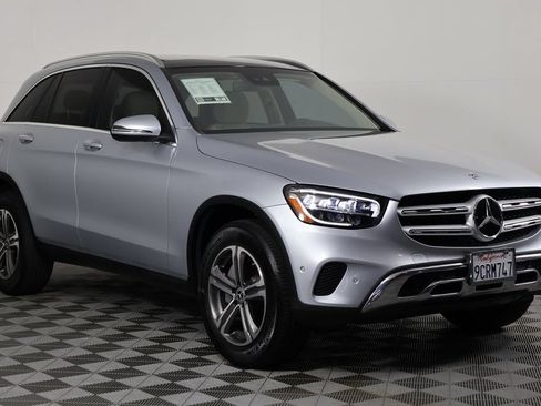 Certified 2022 Mercedes-Benz GLC 300 4MATIC image 3