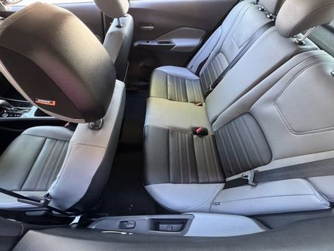 Used 2023 Nissan Kicks SR w/ SR Premium Package FWD image 16